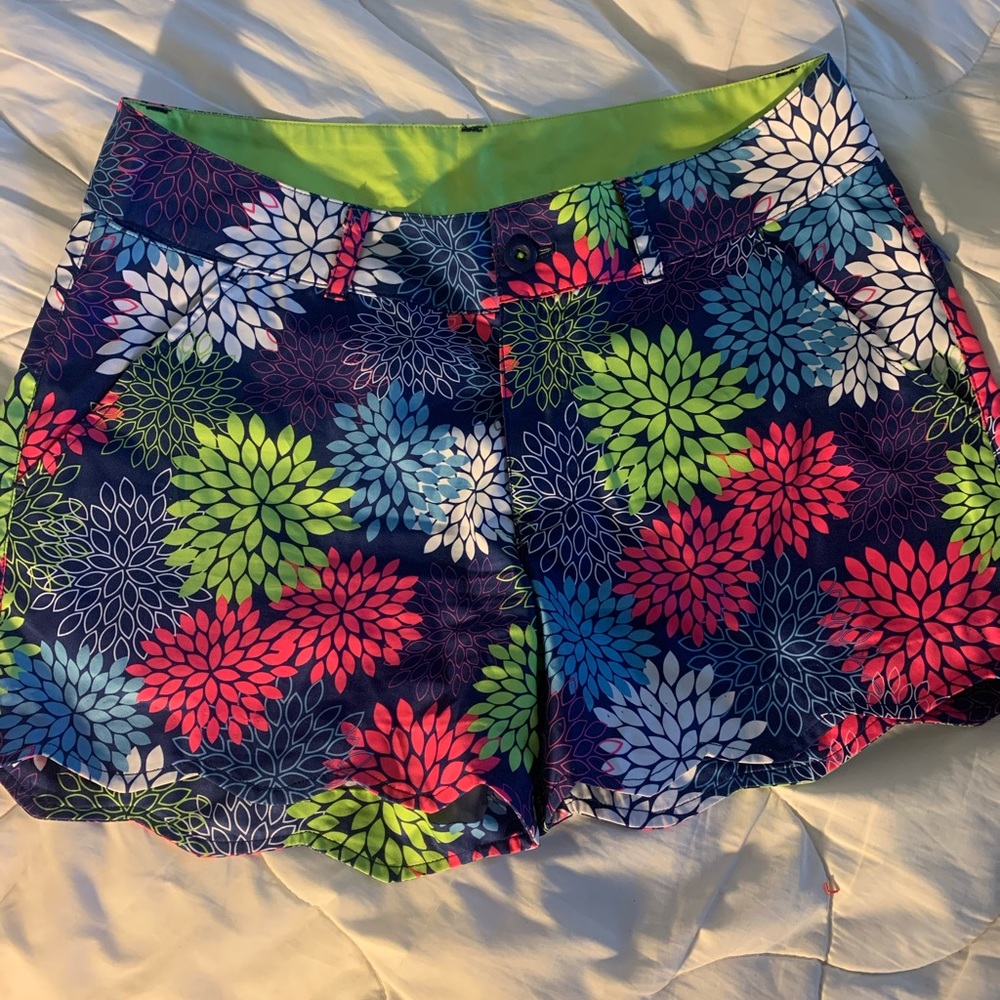 Floral print birdies and bows shorts